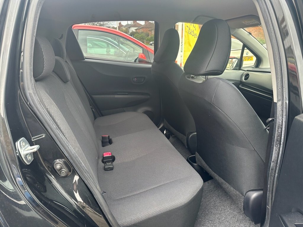 Used Toyota Vitz 2026 for sale - 77672643: Photo 16