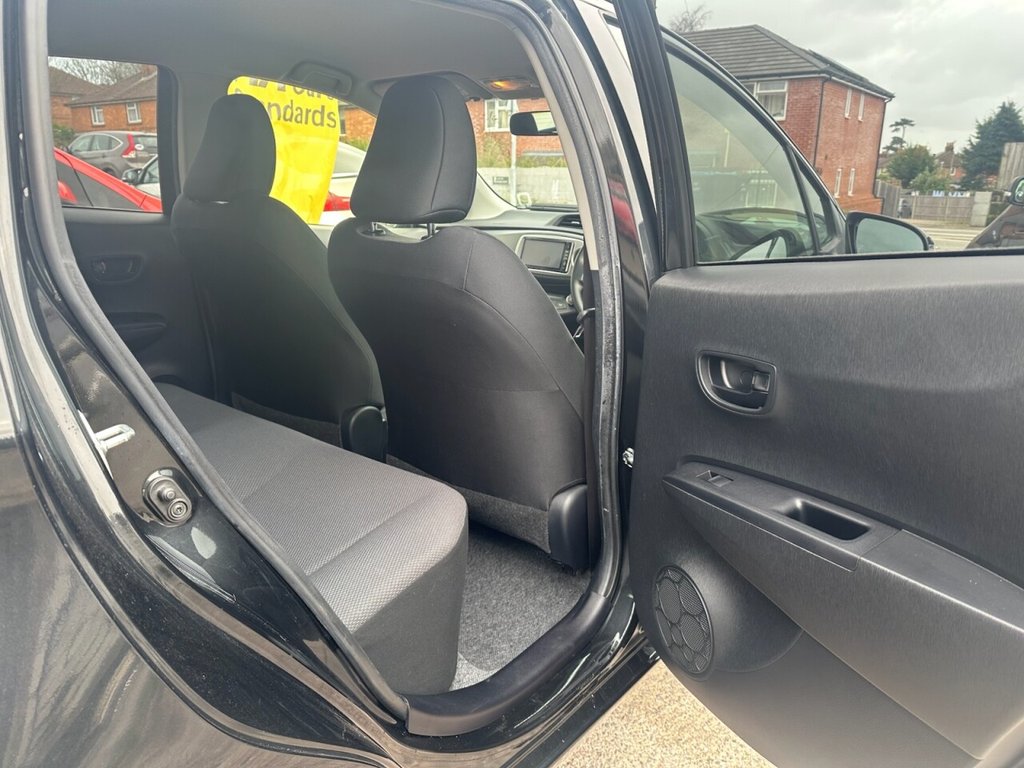 Used Toyota Vitz 2026 for sale - 77672643: Photo 17