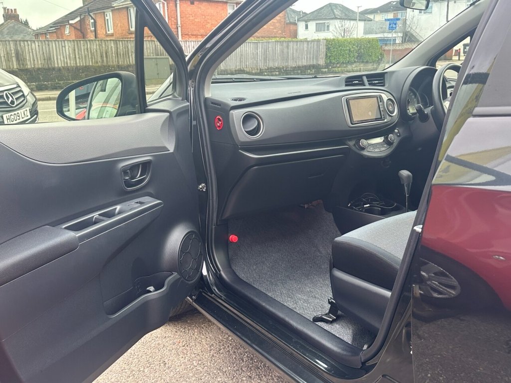 Used Toyota Vitz 2026 for sale - 77672643: Photo 23