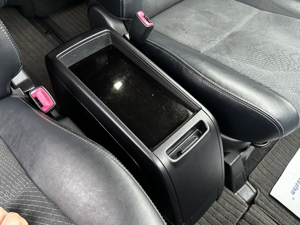 Used Toyota Estima 2014 for sale - 77631954: Photo 10