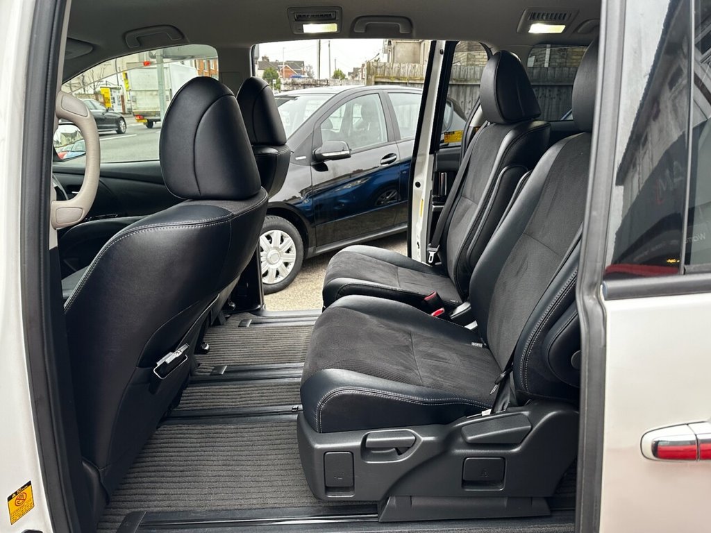 Used Toyota Estima 2014 for sale - 77631954: Photo 30