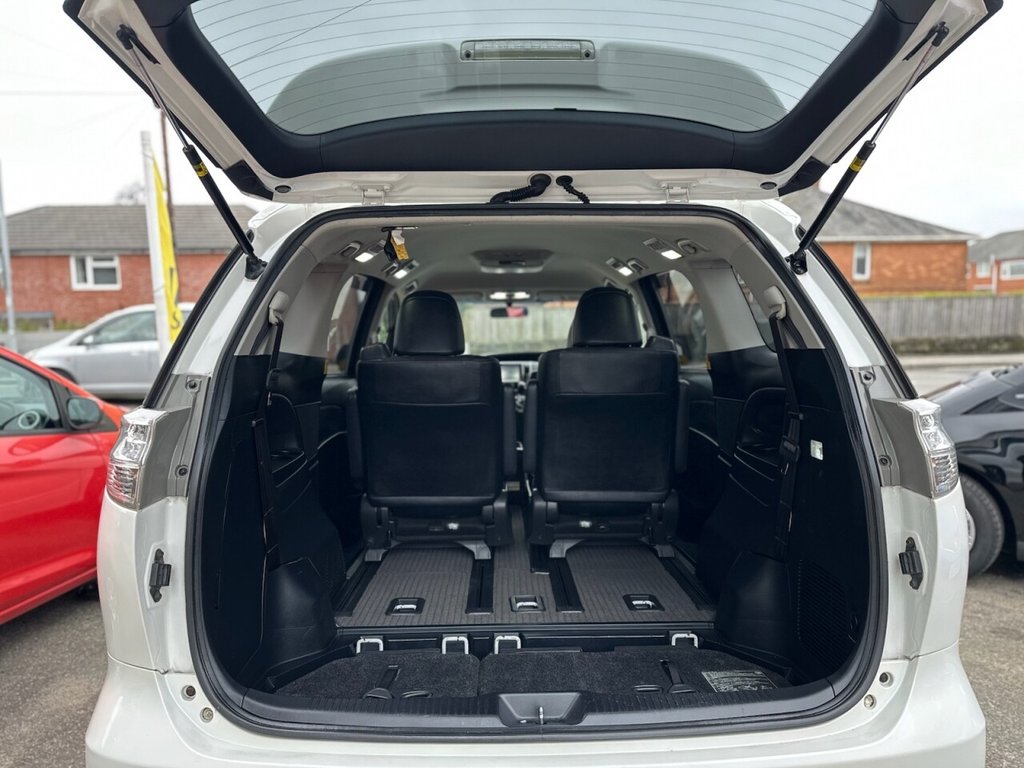 Used Toyota Estima 2014 for sale - 77631954: Photo 32