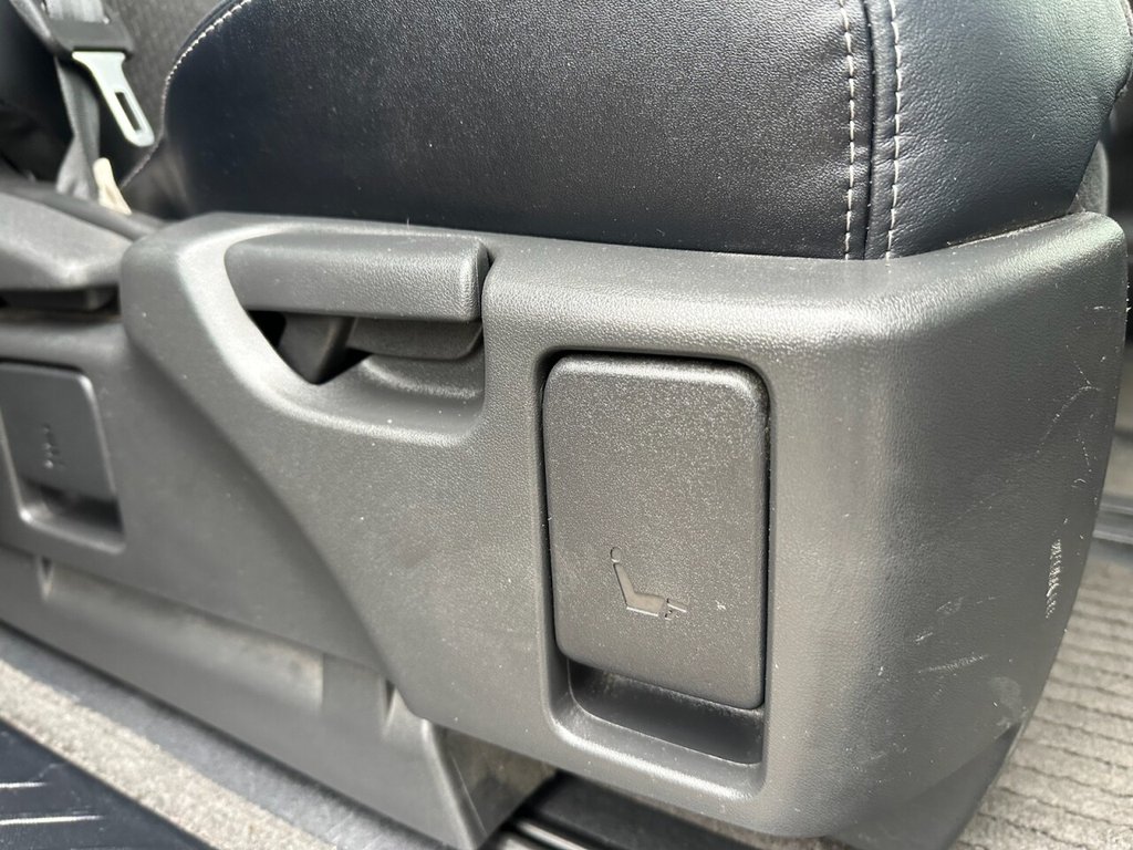 Used Toyota Estima 2014 for sale - 77631954: Photo 38