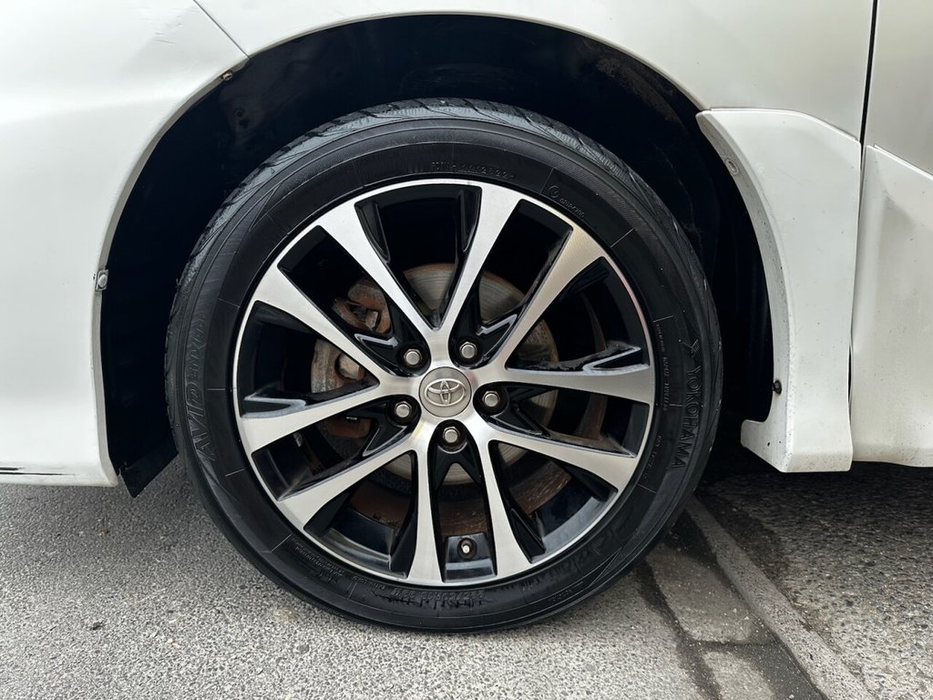 Used Toyota Estima 2014 for sale - 77631954: Photo 47