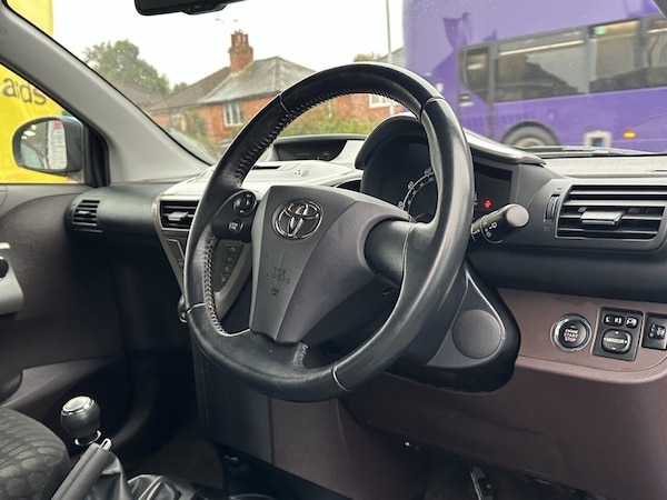 Used Toyota IQ 2010 for sale - 76163364: Photo 13