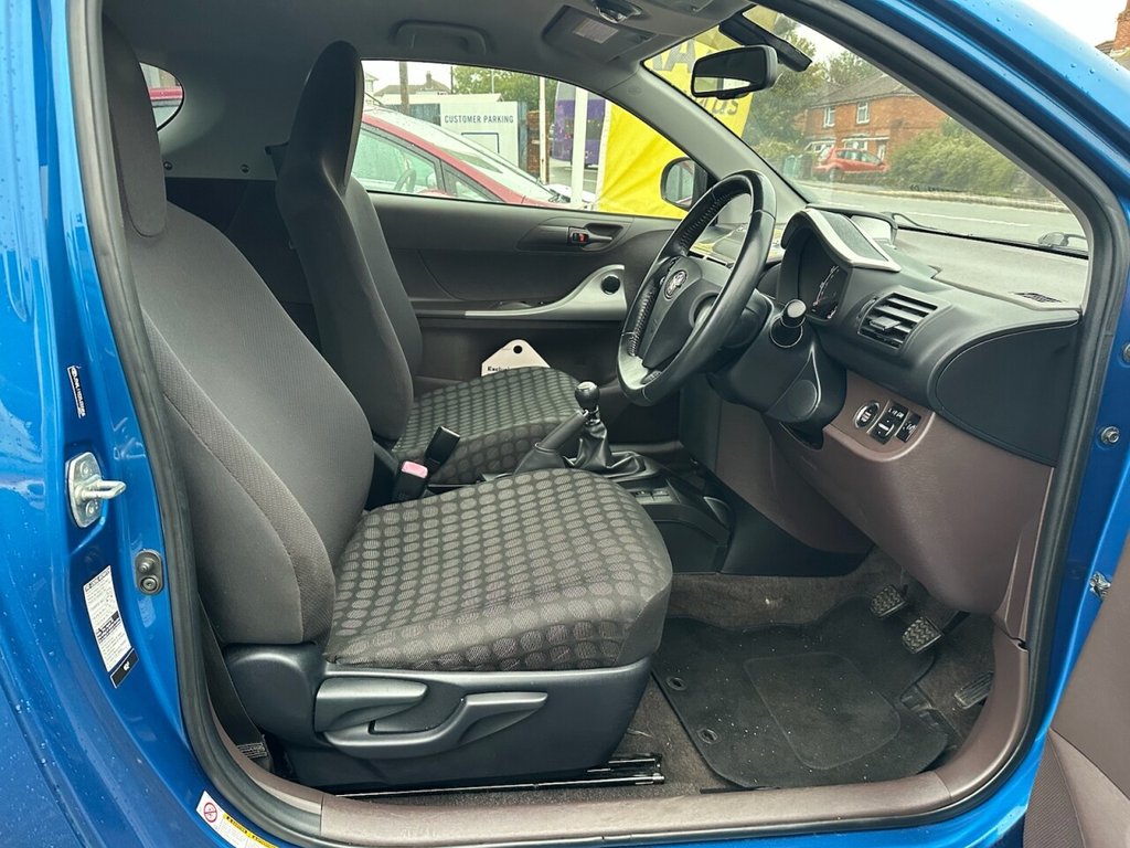 Used Toyota IQ 2010 for sale - 76163364: Photo 15