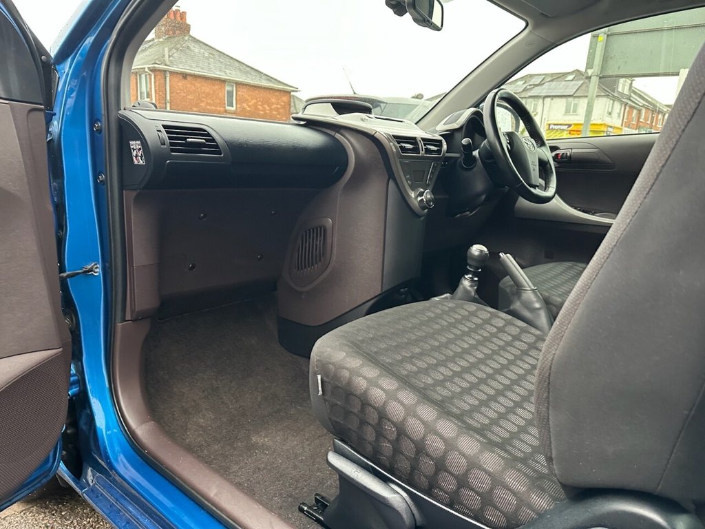 Used Toyota IQ 2010 for sale - 76163364: Photo 17