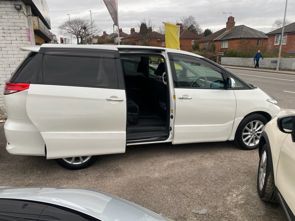 Used Toyota Estima 2010 for sale - 77631721: Photo 12