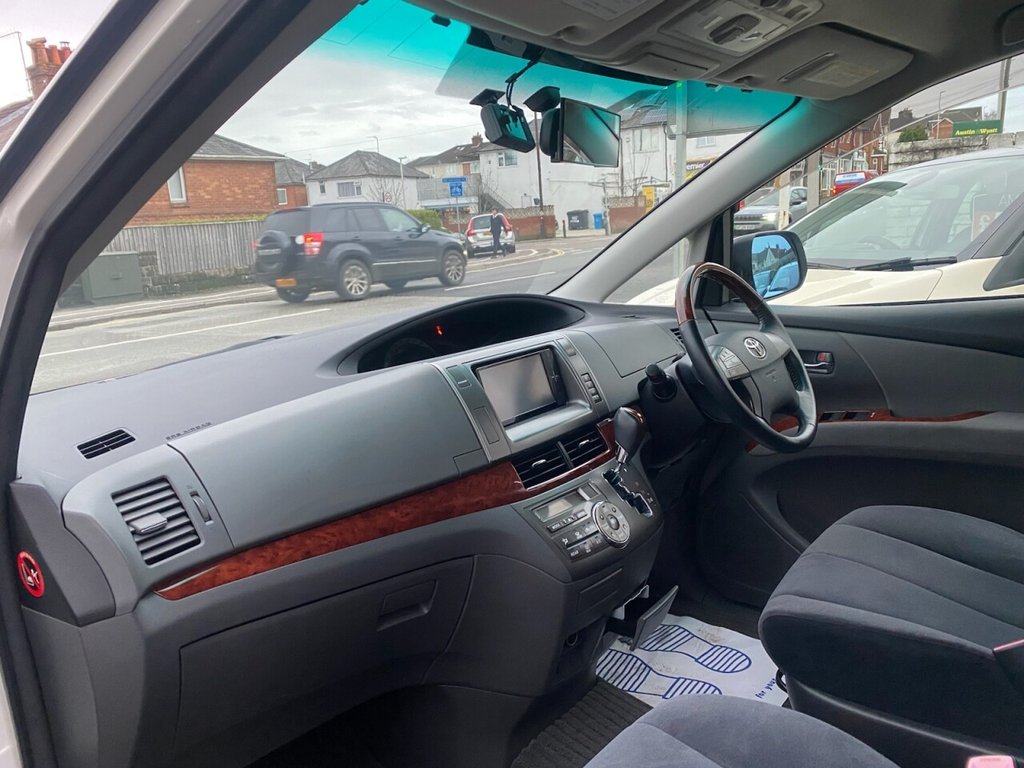 Used Toyota Estima 2010 for sale - 77631721: Photo 17