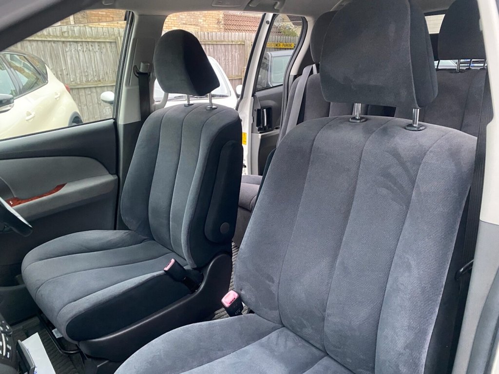 Used Toyota Estima 2010 for sale - 77631721: Photo 18