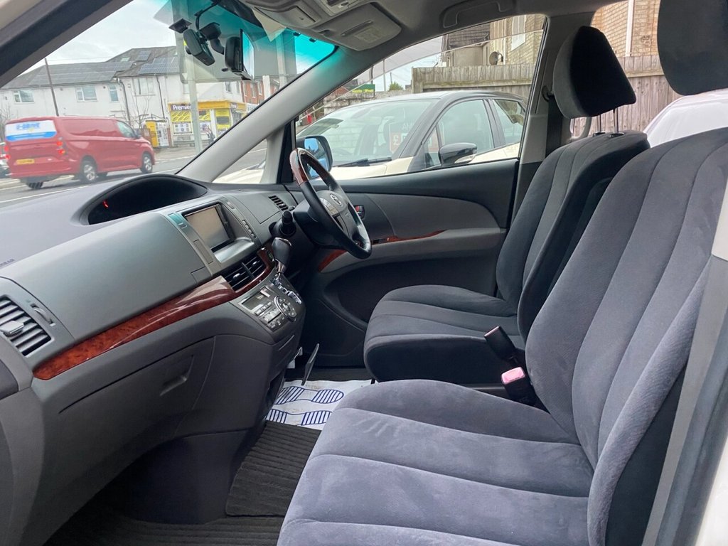 Used Toyota Estima 2010 for sale - 77631721: Photo 19