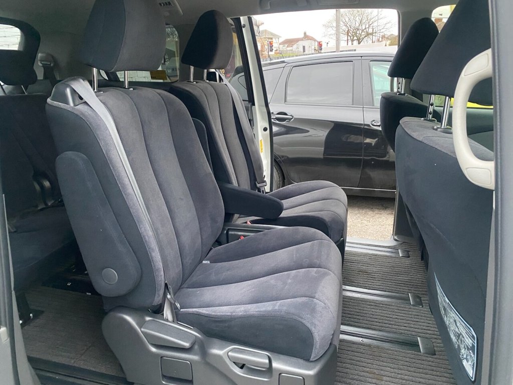 Used Toyota Estima 2010 for sale - 77631721: Photo 21