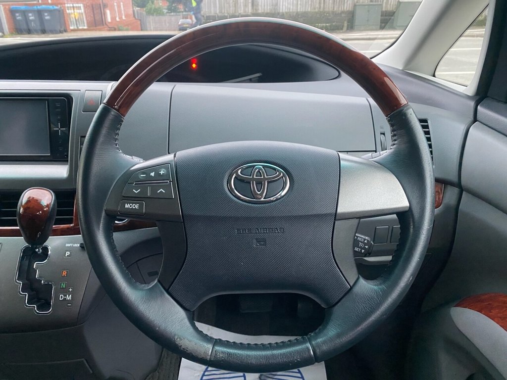 Used Toyota Estima 2010 for sale - 77631721: Photo 25