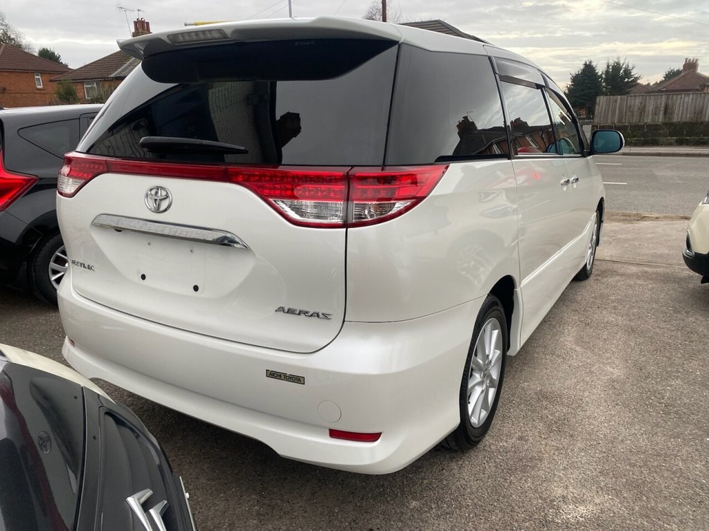 Used Toyota Estima 2010 for sale - 77631721: Photo 6