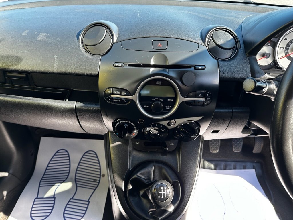 Used Mazda Mazda2 2010 for sale - 77952894: Photo 10