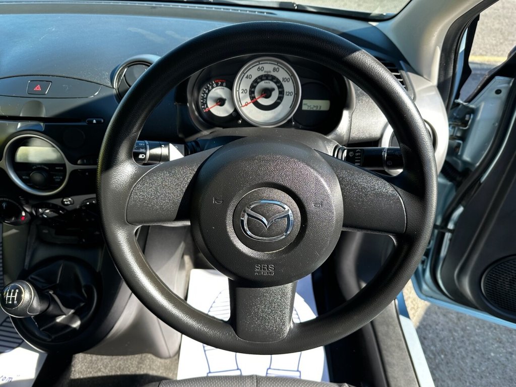 Used Mazda Mazda2 2010 for sale - 77952894: Photo 11