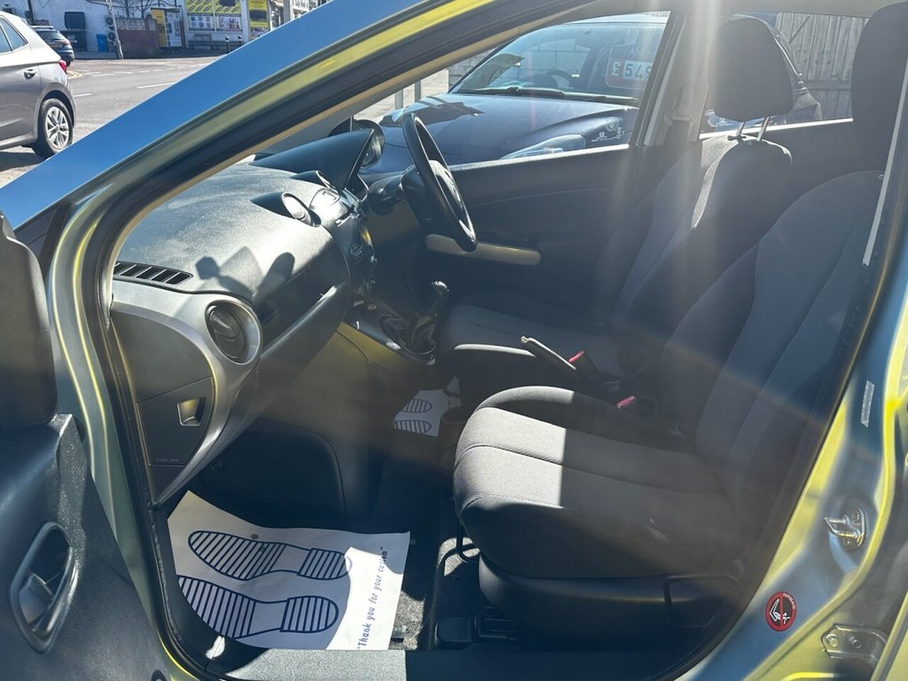 Used Mazda Mazda2 2010 for sale - 77952894: Photo 6