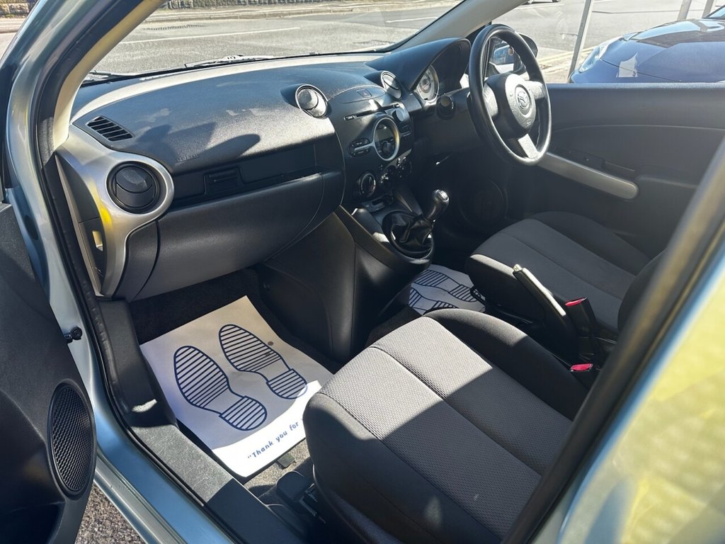 Used Mazda Mazda2 2010 for sale - 77952894: Photo 8