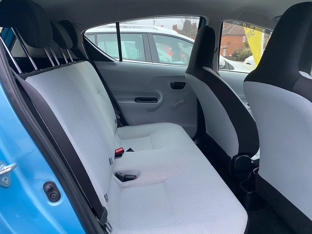 Used Toyota Aqua 2012 for sale - 76469866: Photo 19