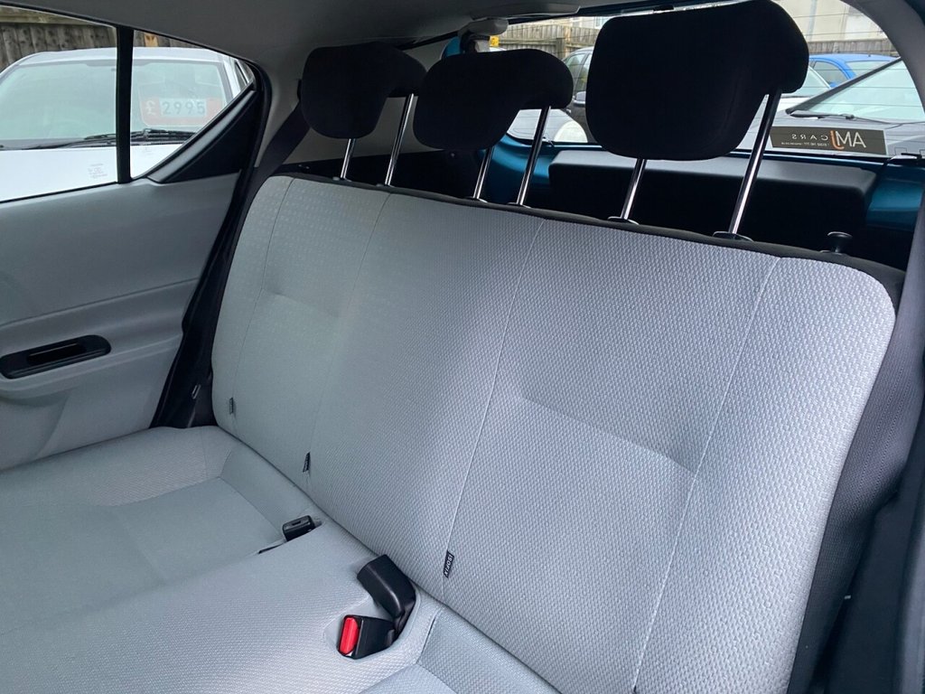 Used Toyota Aqua 2012 for sale - 76469866: Photo 22