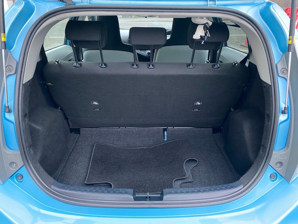 Used Toyota Aqua 2012 for sale - 76469866: Photo 28