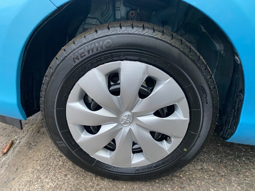 Used Toyota Aqua 2012 for sale - 76469866: Photo 32