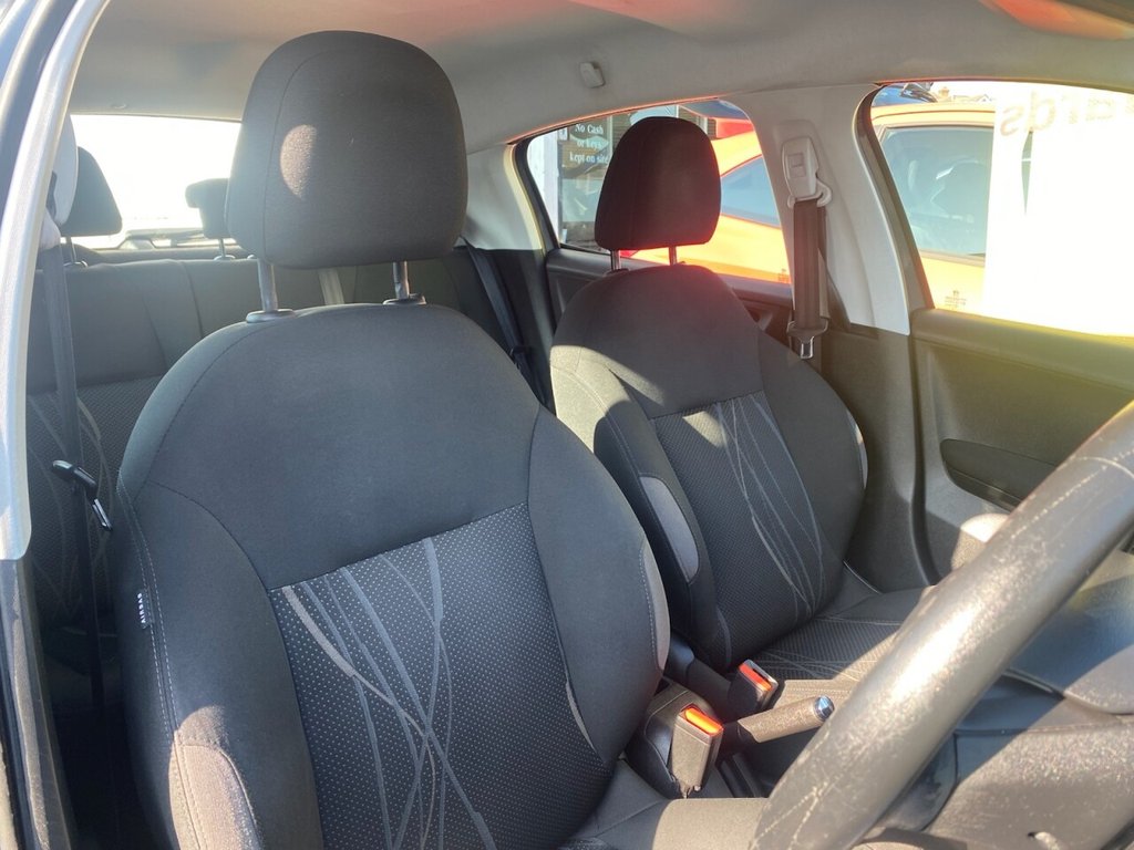 Used Peugeot 208 2014 for sale - 77748765: Photo 12