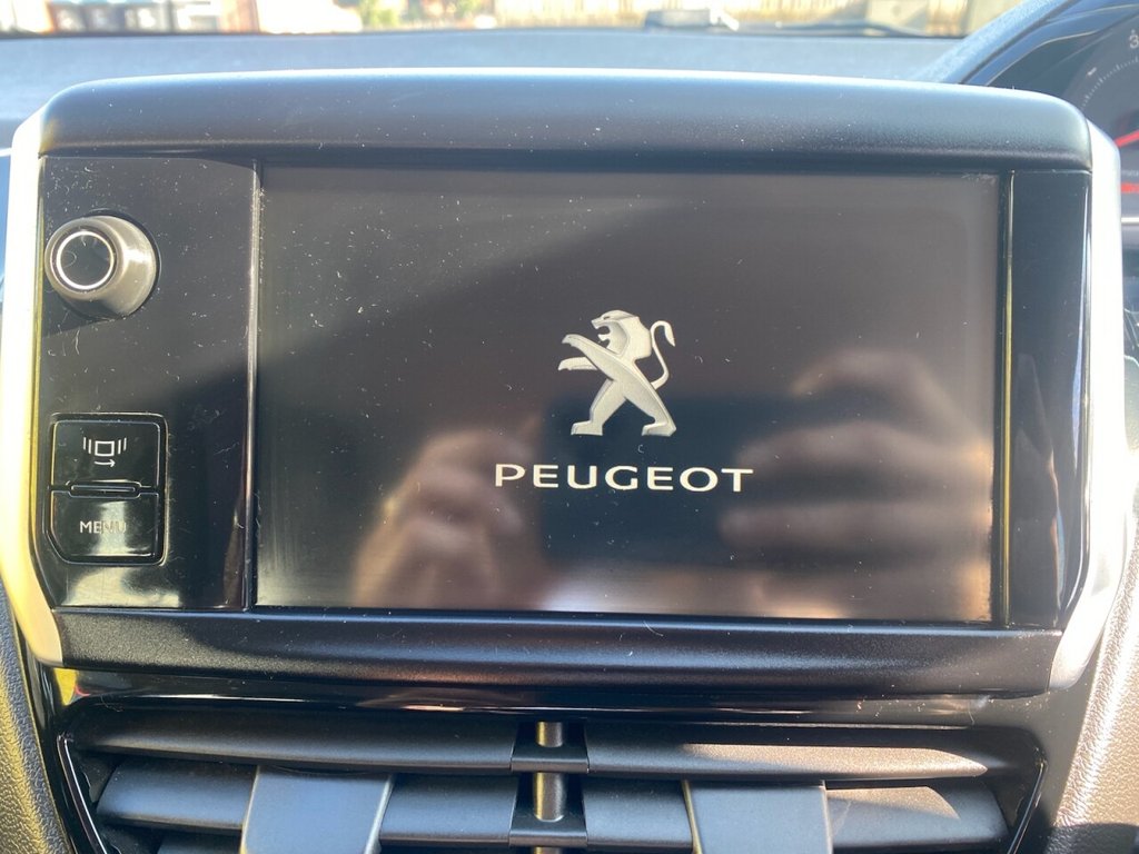 Used Peugeot 208 2014 for sale - 77748765: Photo 20