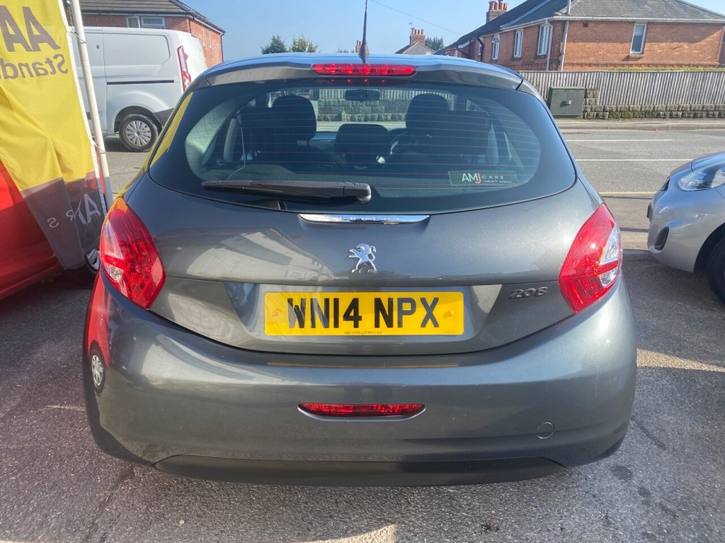 Used Peugeot 208 2014 for sale - 77748765: Photo 5