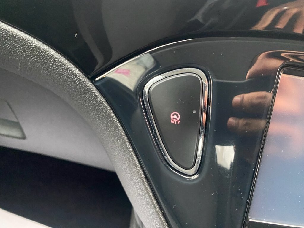 Used Vauxhall ADAM 2015 for sale - 77407736: Photo 31