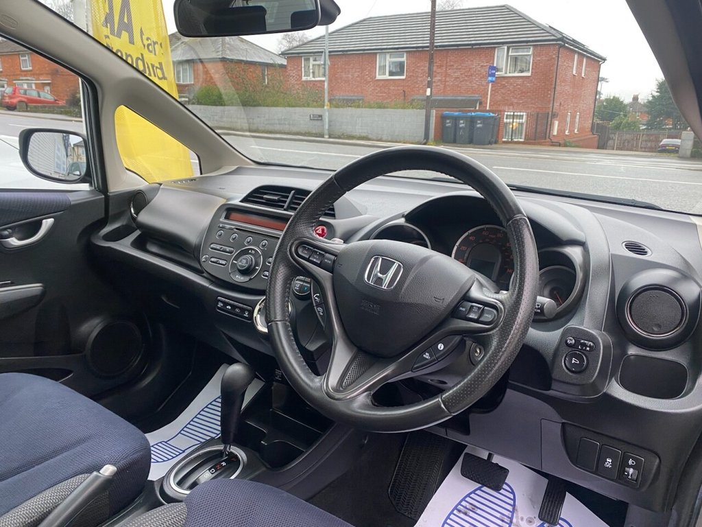 Used Honda Jazz 2011 for sale - 77287566: Photo 15