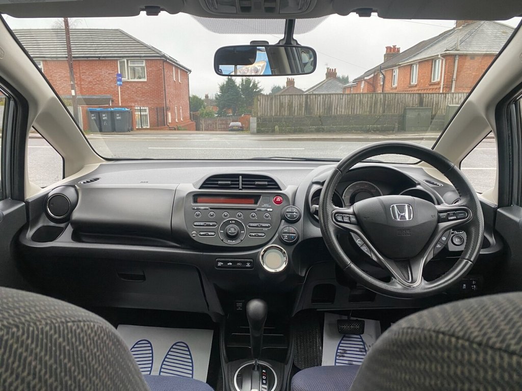 Used Honda Jazz 2011 for sale - 77287566: Photo 16