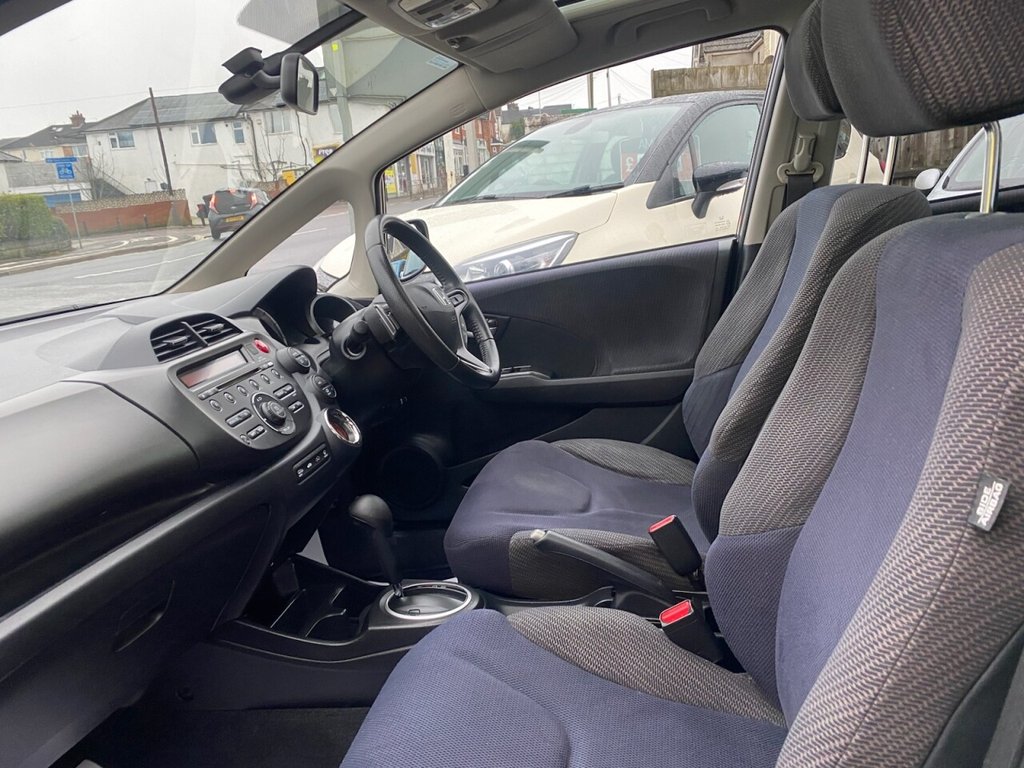 Used Honda Jazz 2011 for sale - 77287566: Photo 19