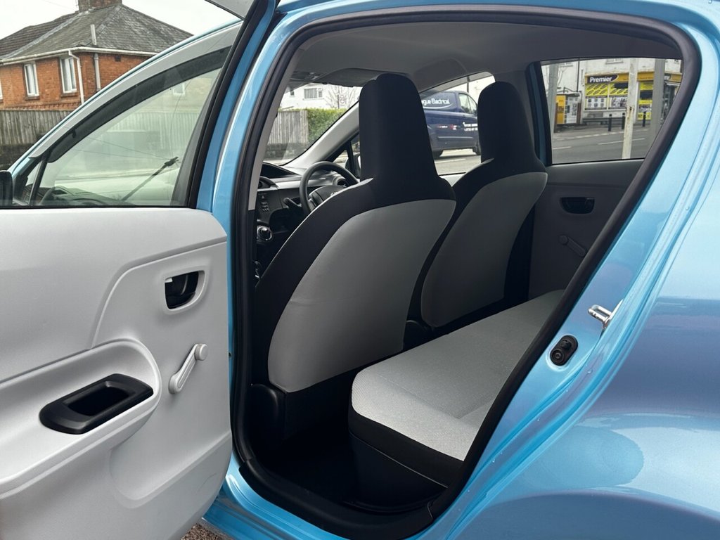 Used Toyota Aqua 2012 for sale - 77669003: Photo 28