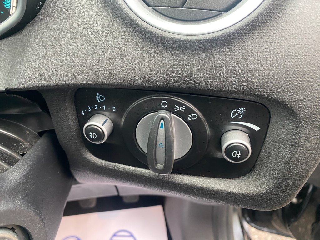 Used Ford Fiesta 2013 for sale - 76303931: Photo 16