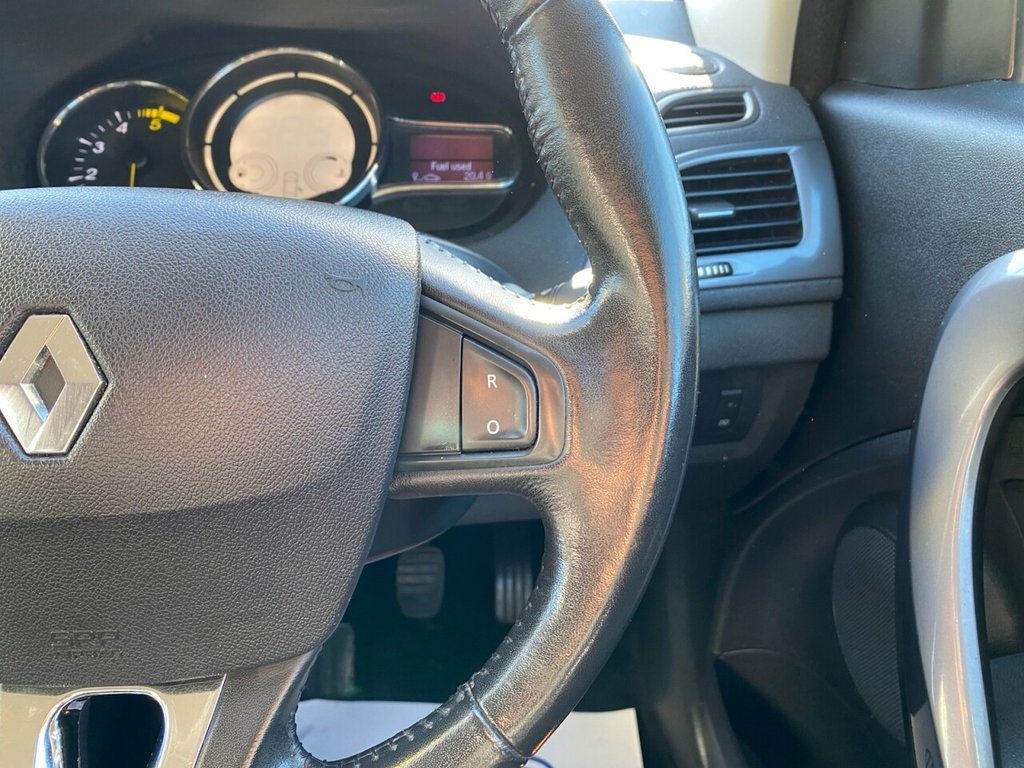 Used Renault Megane 2016 for sale - 75923859: Photo 26