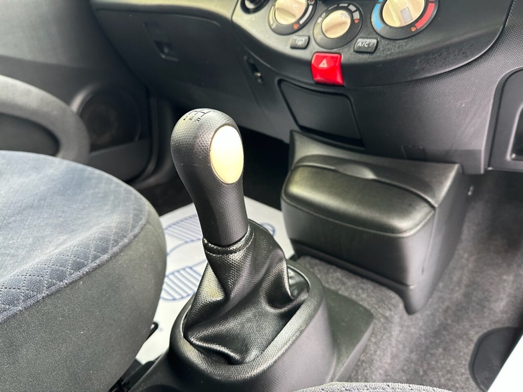 Used Nissan Micra 2005 for sale - 76820511: Photo 9