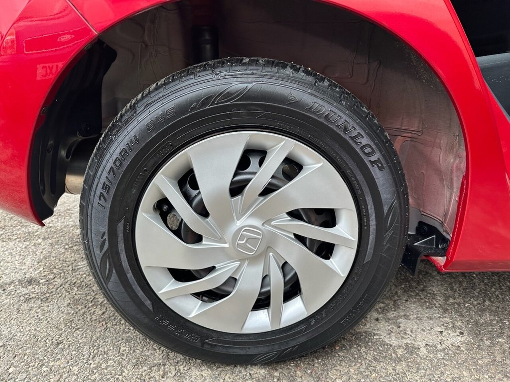 Used Honda Fit 2017 for sale - 77407623: Photo 25