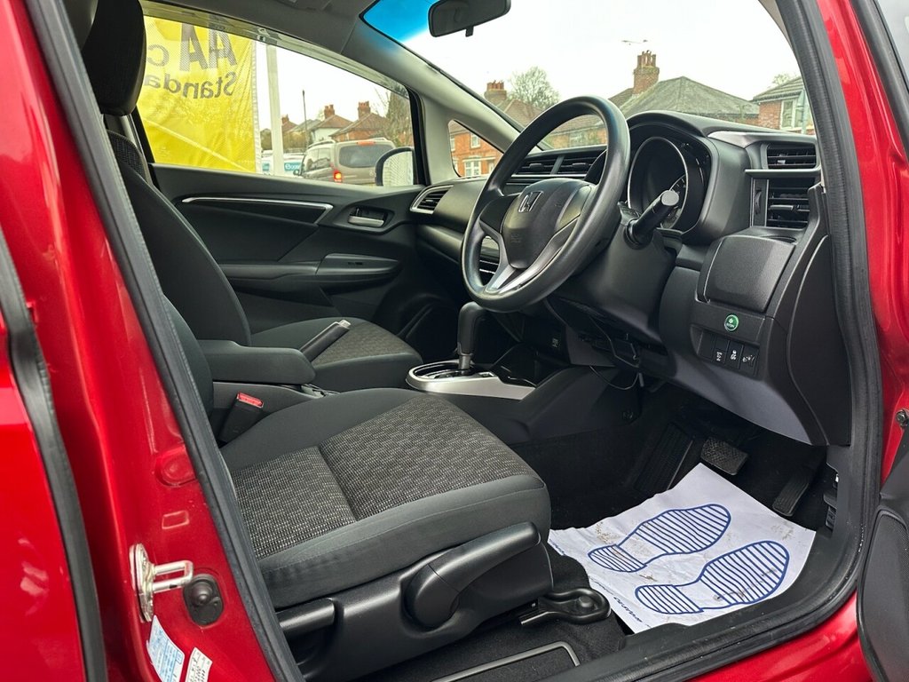 Used Honda Fit 2017 for sale - 77407623: Photo 9