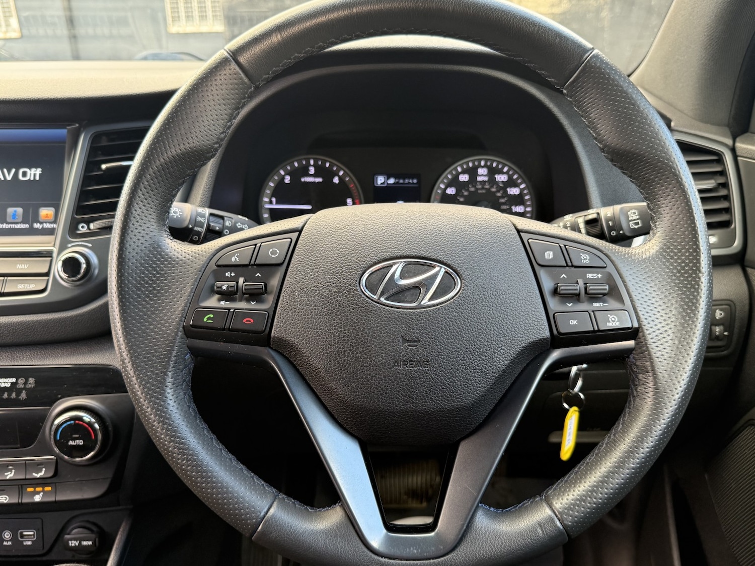 Used Hyundai TUCSON 2018 for sale - 76571142: Photo 25