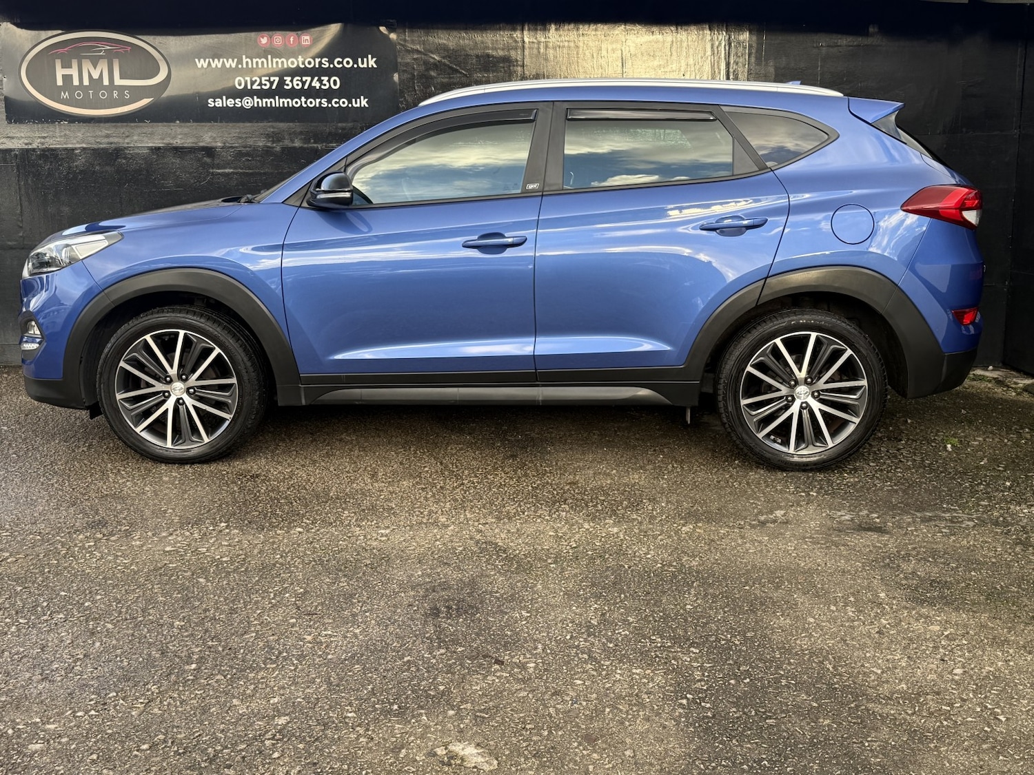 Used Hyundai TUCSON 2018 for sale - 76571142: Photo 3