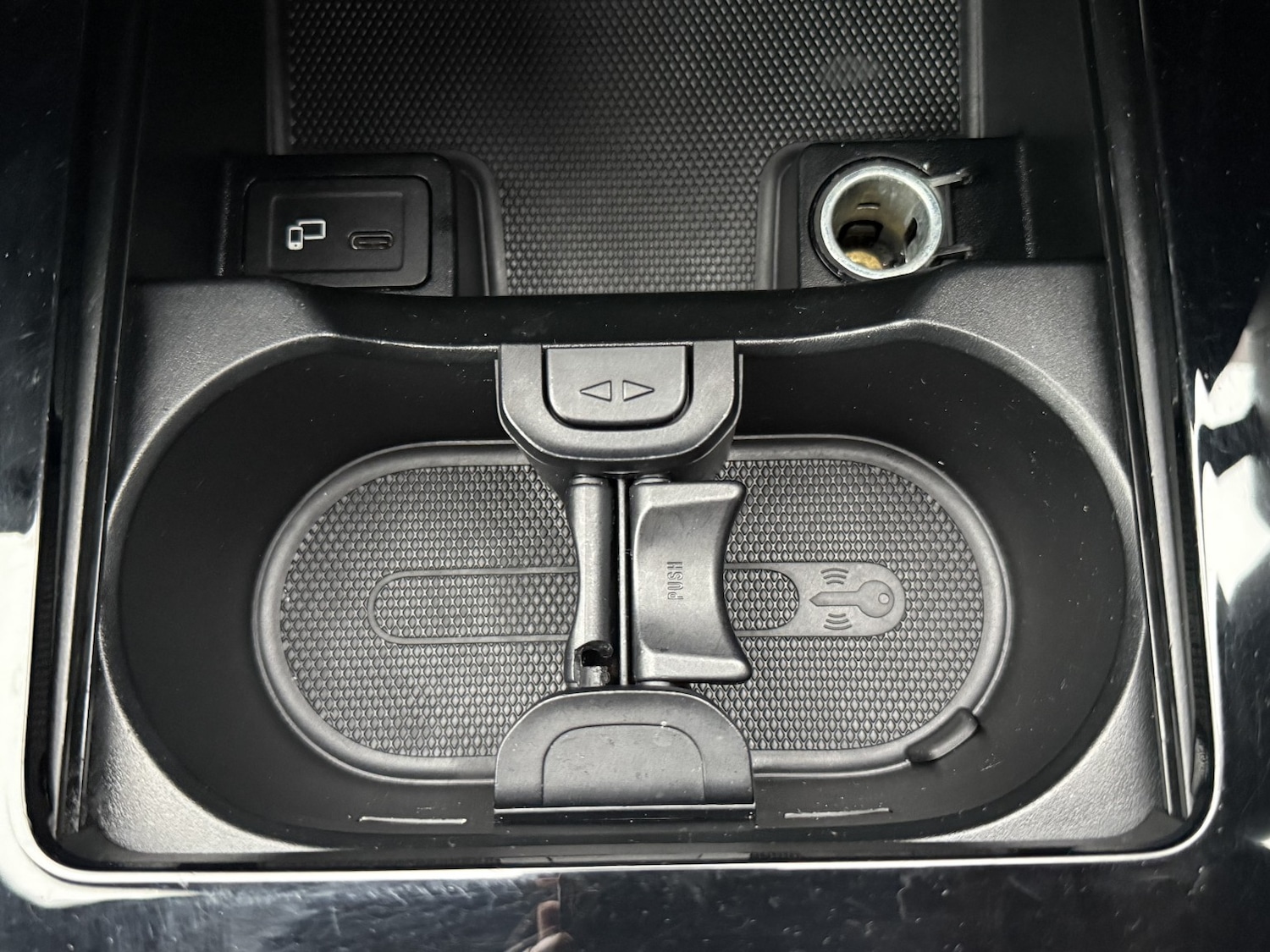 Used Mercedes-Benz A-Class 2018 for sale - 77228202: Photo 32