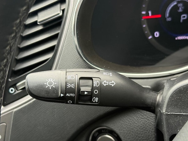 Used Hyundai Santa Fe 2015 for sale - 75621206: Photo 30