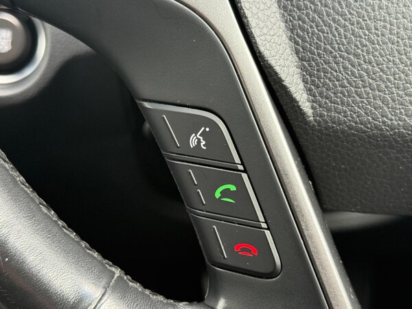 Used Hyundai Santa Fe 2015 for sale - 75621206: Photo 38