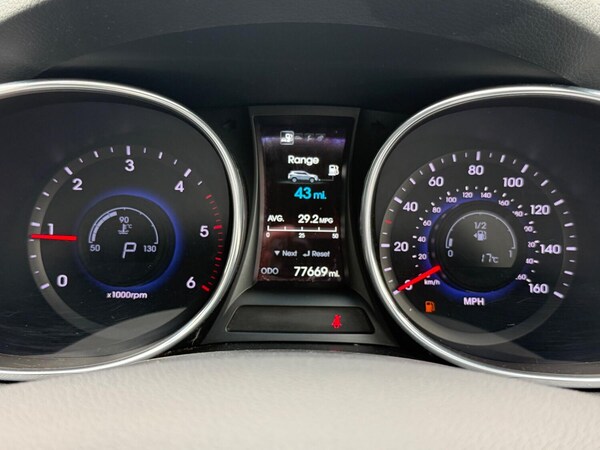 Used Hyundai Santa Fe 2015 for sale - 75621206: Photo 40