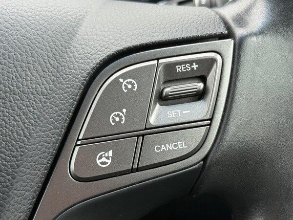 Used Hyundai Santa Fe 2015 for sale - 75621206: Photo 41