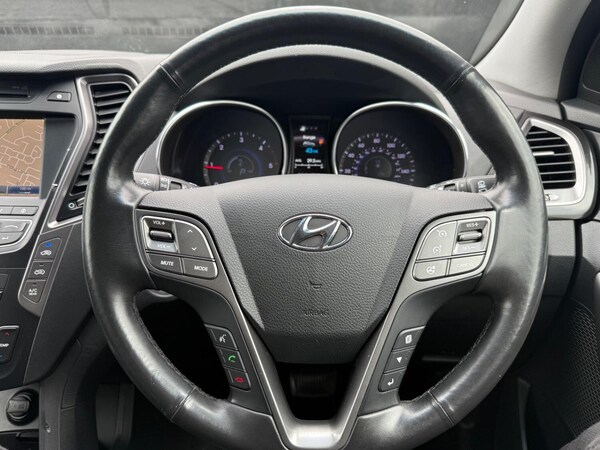 Used Hyundai Santa Fe 2015 for sale - 75621206: Photo 43