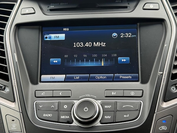 Used Hyundai Santa Fe 2015 for sale - 75621206: Photo 47