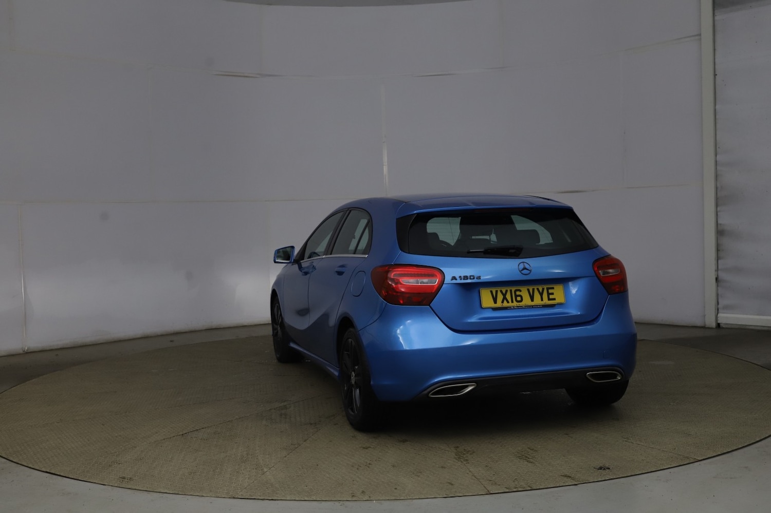 Used Mercedes-Benz A-Class 2016 for sale - 76134070: Photo 4