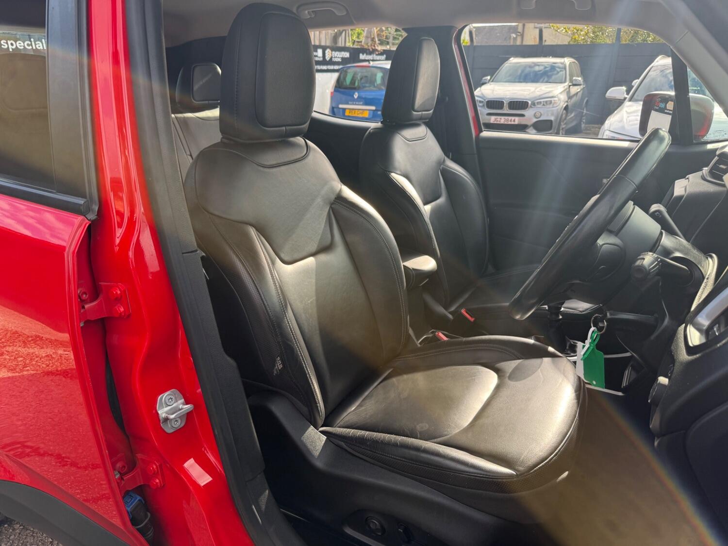 Used Jeep Renegade 2019 for sale - 76058066: Photo 16